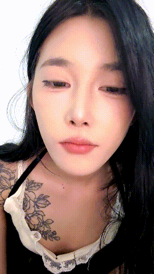 ⚜️新人~顶级高端女神下海【爱捣管子】自慰扣穴~真的迷人