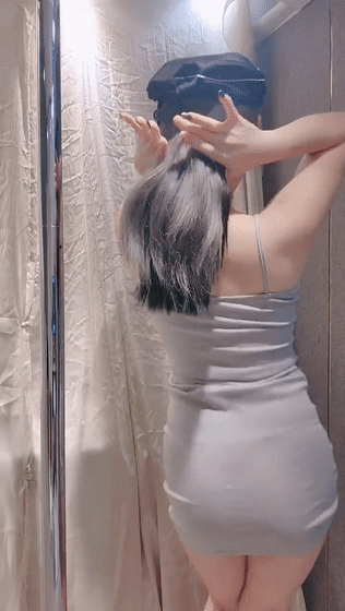 ✨绝对女神~【小飘飘】颜值逆天身材炸裂~热舞掰穴道具狂嗨