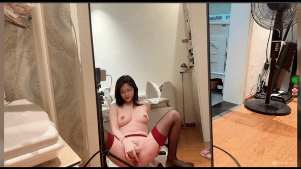 insgirl-大美女高价付费开票直播大秀，清纯大眼御姐各种给…