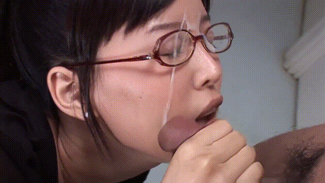 【度盘和夸克】精液射脸片段剪辑–第二弹